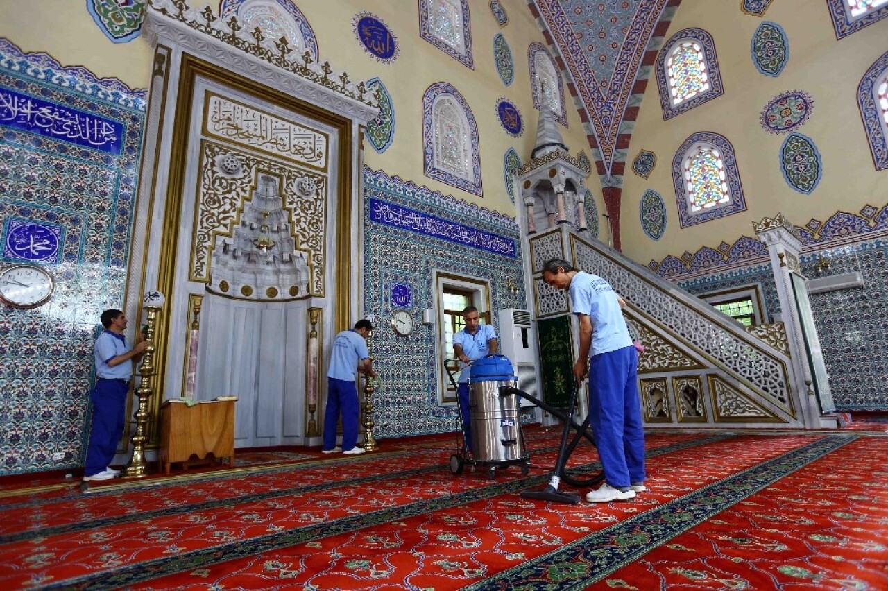 Bağcılar’da ibadethaneler Ramazan Ayı öncesi temizlendi