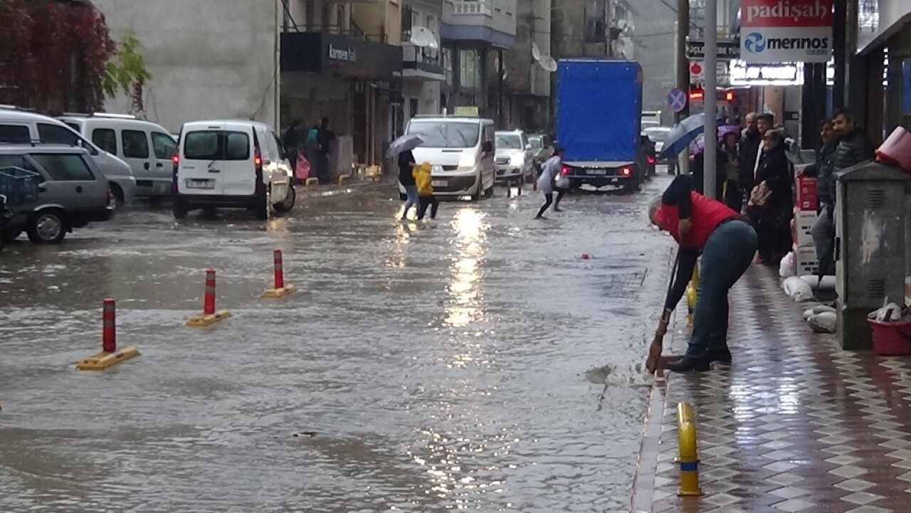 Balıkesir için sağanak yağış ve su baskını uyarısı