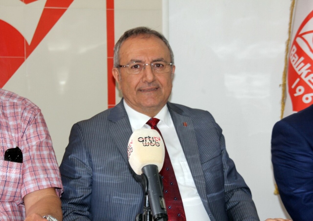 Balıkesirspor Baltok Başkanı Mustafa Bahçeci istifa etti