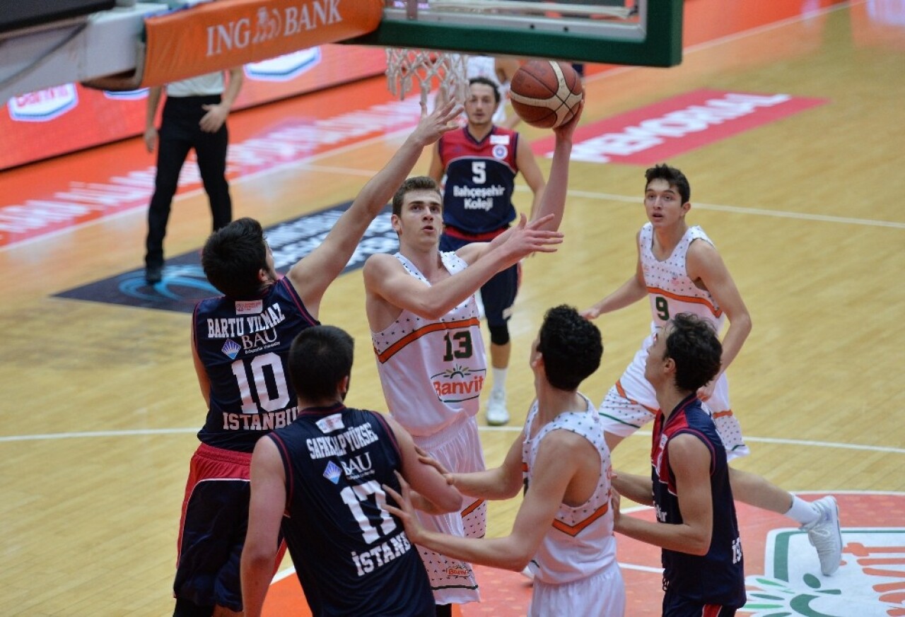 Banvit’in gençlerinde hedef dörtlü final