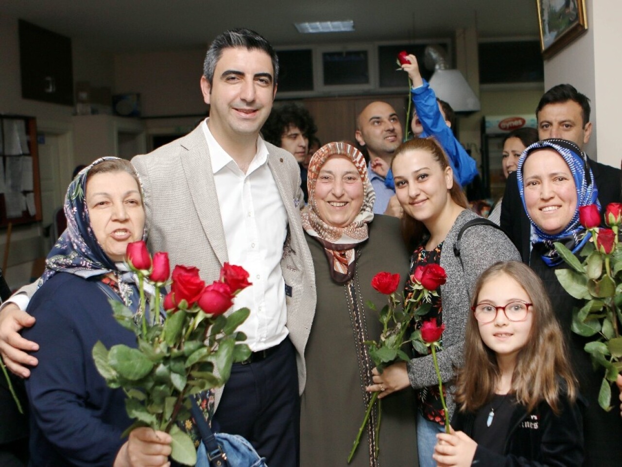 Başkan Gökhan Yüksel, katıldığı iftarda Anneler Günü’nü kutladı