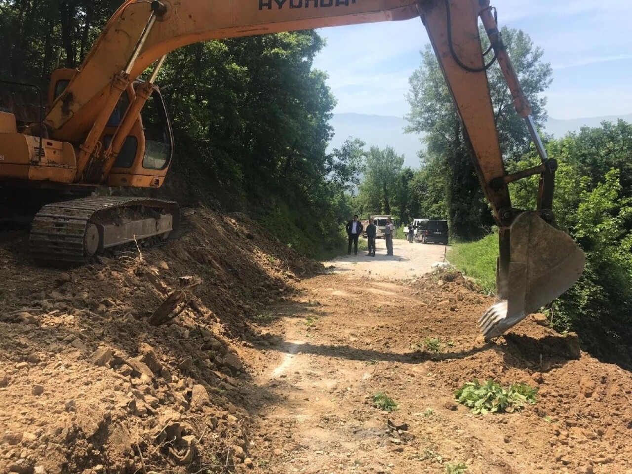 Başkan Soykan heyelan olan bölgede incelemelerde bulundu