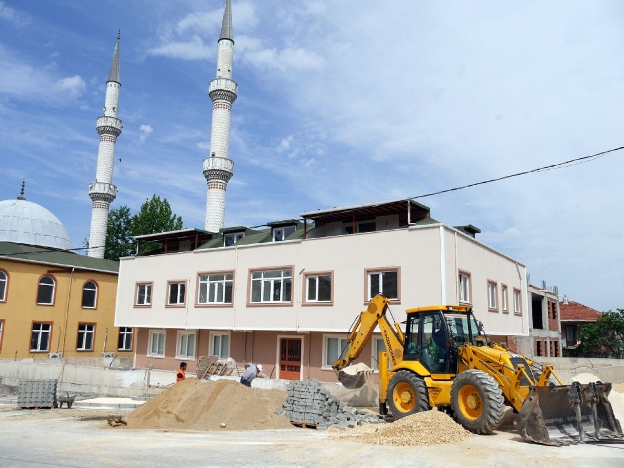 Büyükçekmece’de ibadethanelerin tüm eksiklikleri gideriliyor