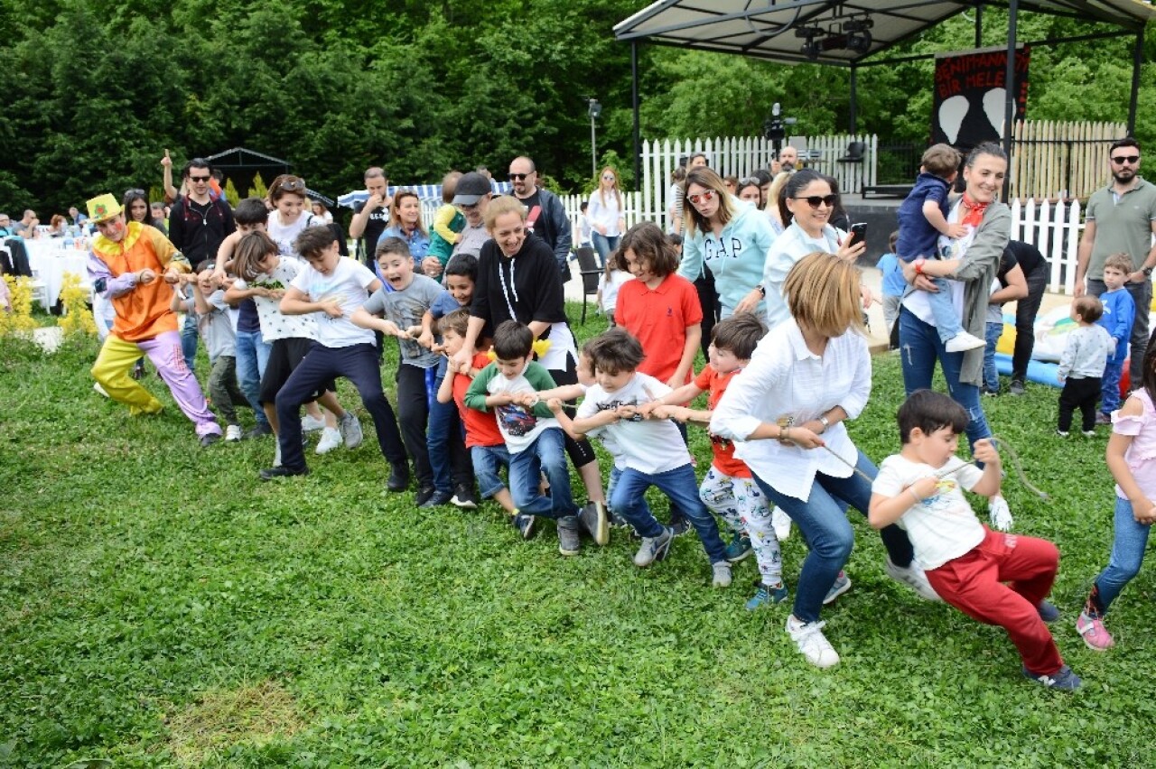 Çilek Ağacı Anaokulları Çilek Şenliği’nde buluştu