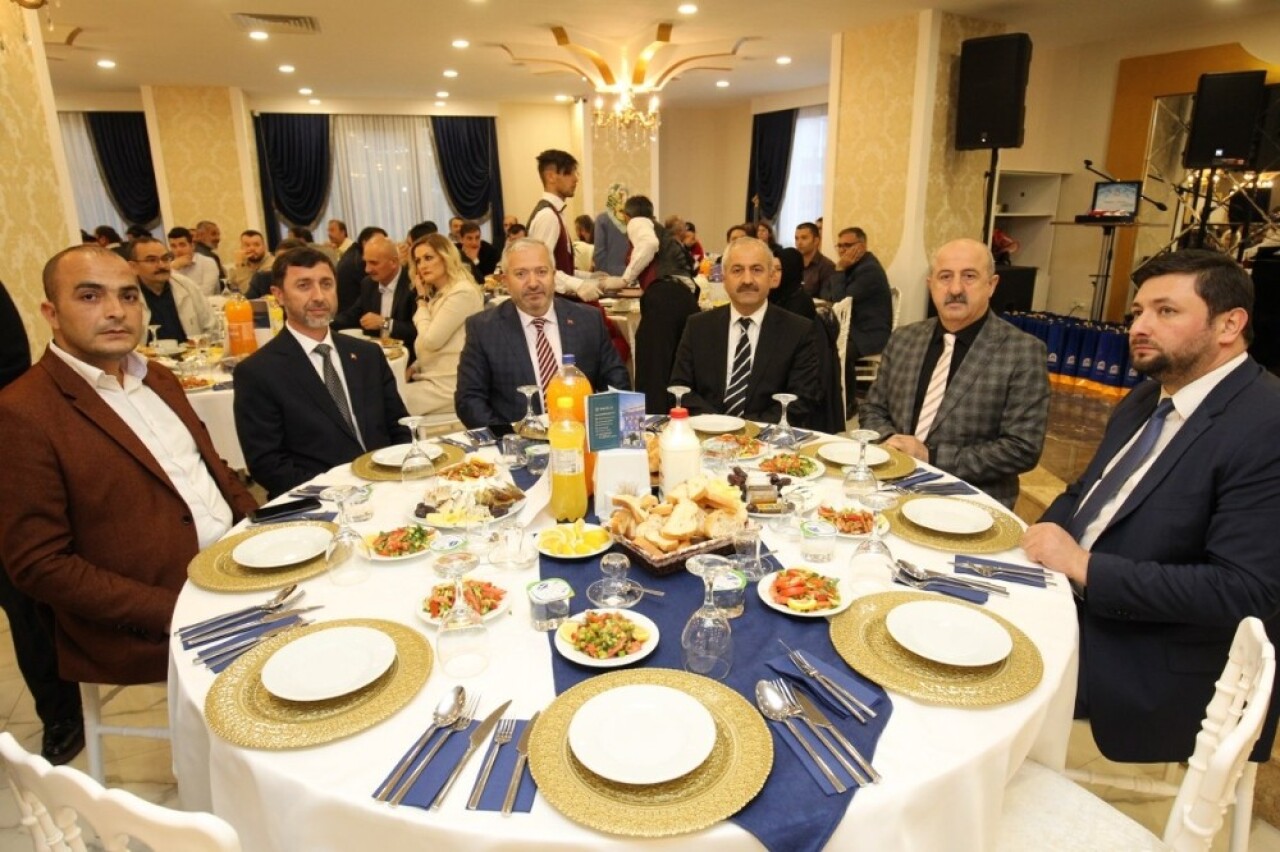 Gebze ailesi iftarda buluştu