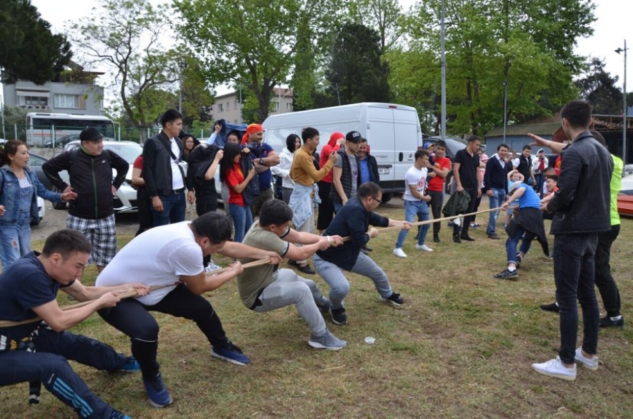 Geleneksel Kırgız Şenliği İznik’te gerçekleşti