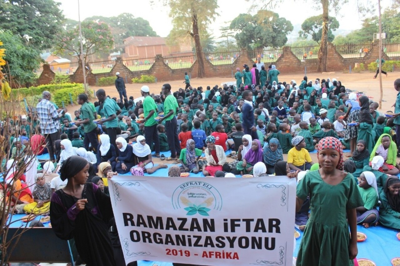 "Her gün 5 bin kişiye iftar verilecek"