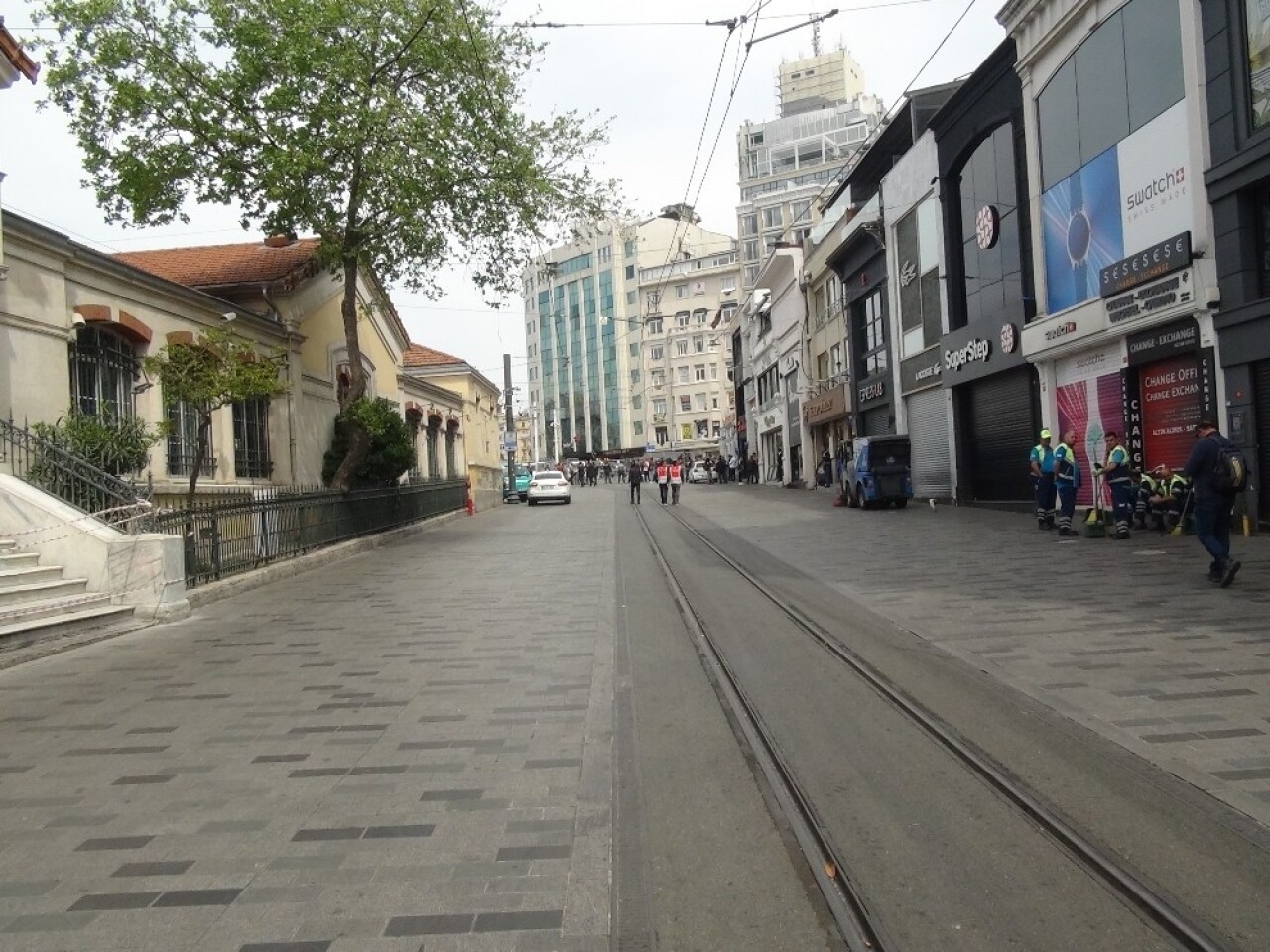 İstiklal Caddesi kapatıldı, esnaf keyfini çıkardı