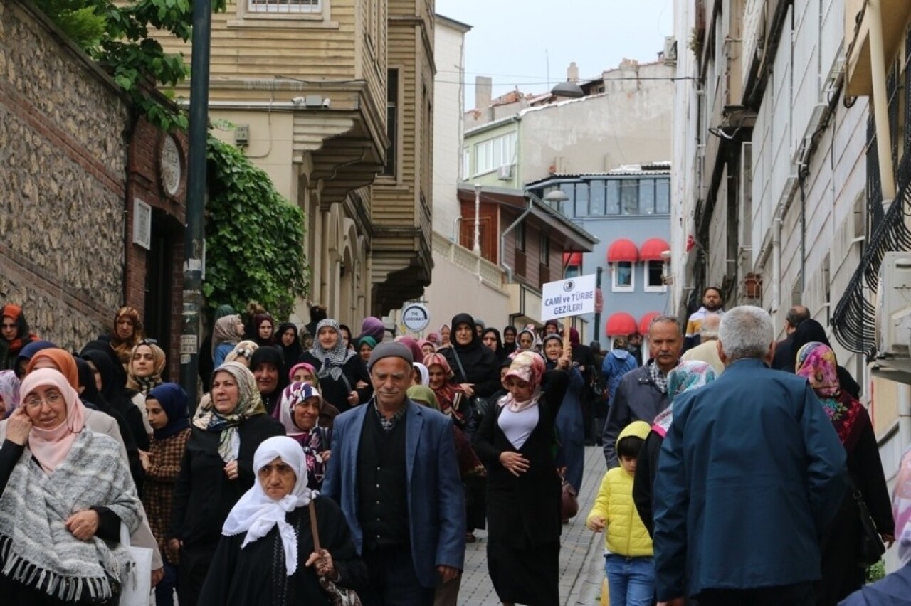 Kartal Belediyesi’nin düzenlediği Ramazan ayı inanç turları başladı