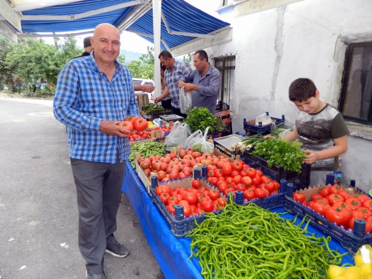 Mürsel Mahallesine organik pazar