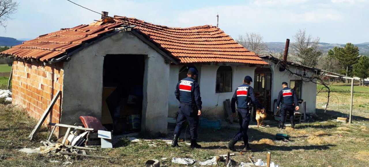 Sakarya'da 57 şahış çıkarıldıkları mahkemece tutuklandı