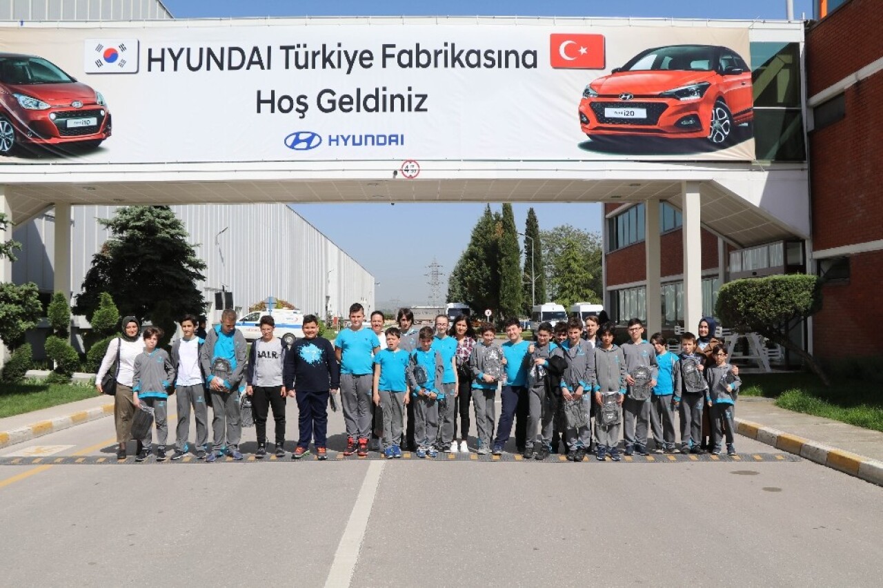 Tekfenli öğrenciler Hyundai Assan fabrikasında