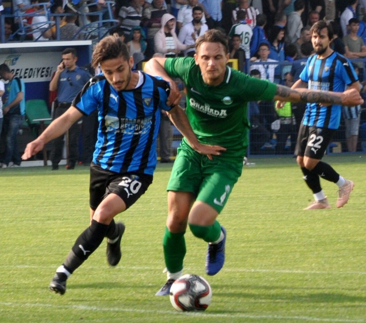 TFF 3. Lig: Karacabey Belediyespor: 2 - Serik Belediyespor: 4