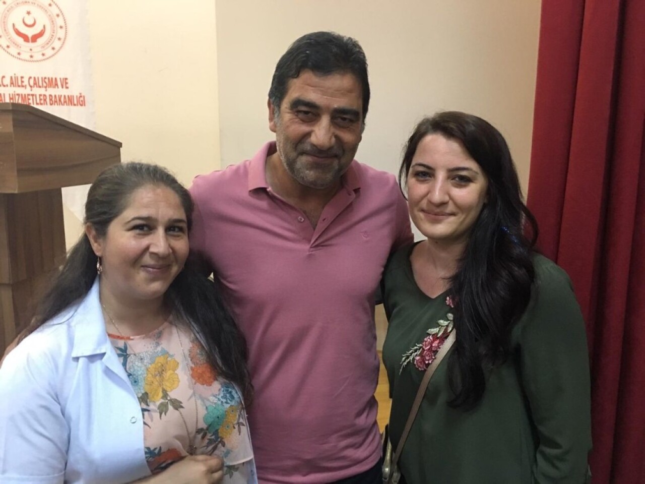Ahmet Ağaoğlu ve Ünal Karaman’dan çocuklara ziyaret