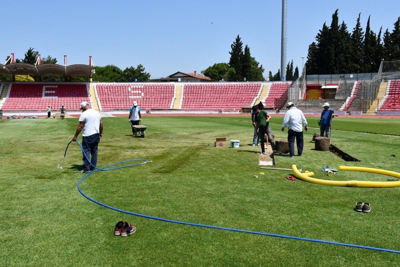 Atatürk Stadyumu yeni sezona hazırlanıyor