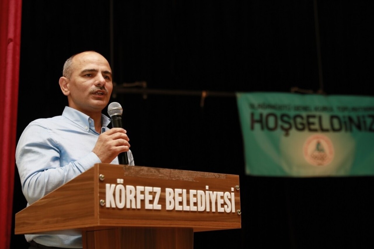 Başkan Söğüt; “15 branşta hizmet veren bir kulübüz”