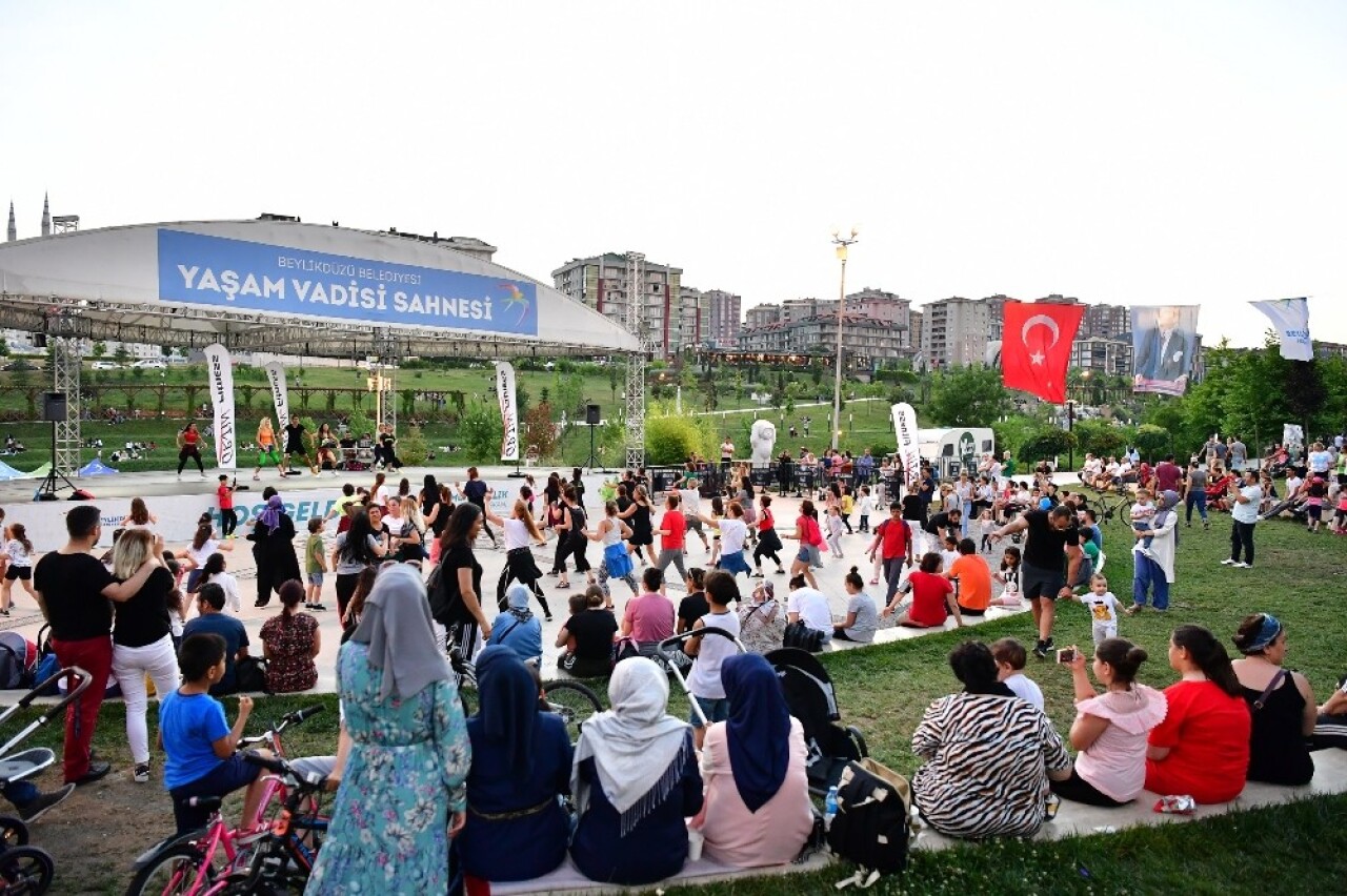 Beylikdüzü’nde spor ve eğlence bir arada yaşanıyor