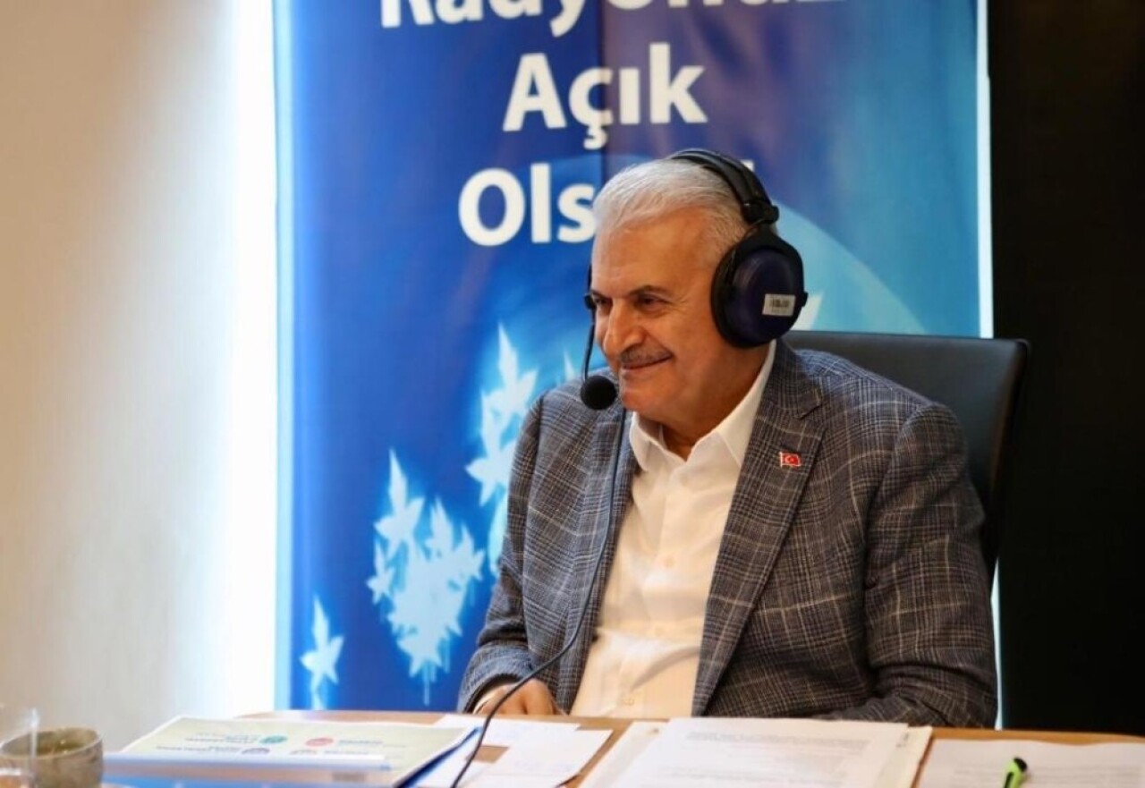 Binali Yıldırım: “Atatürk’ü önlerine koyup dümen çevirmesinler”