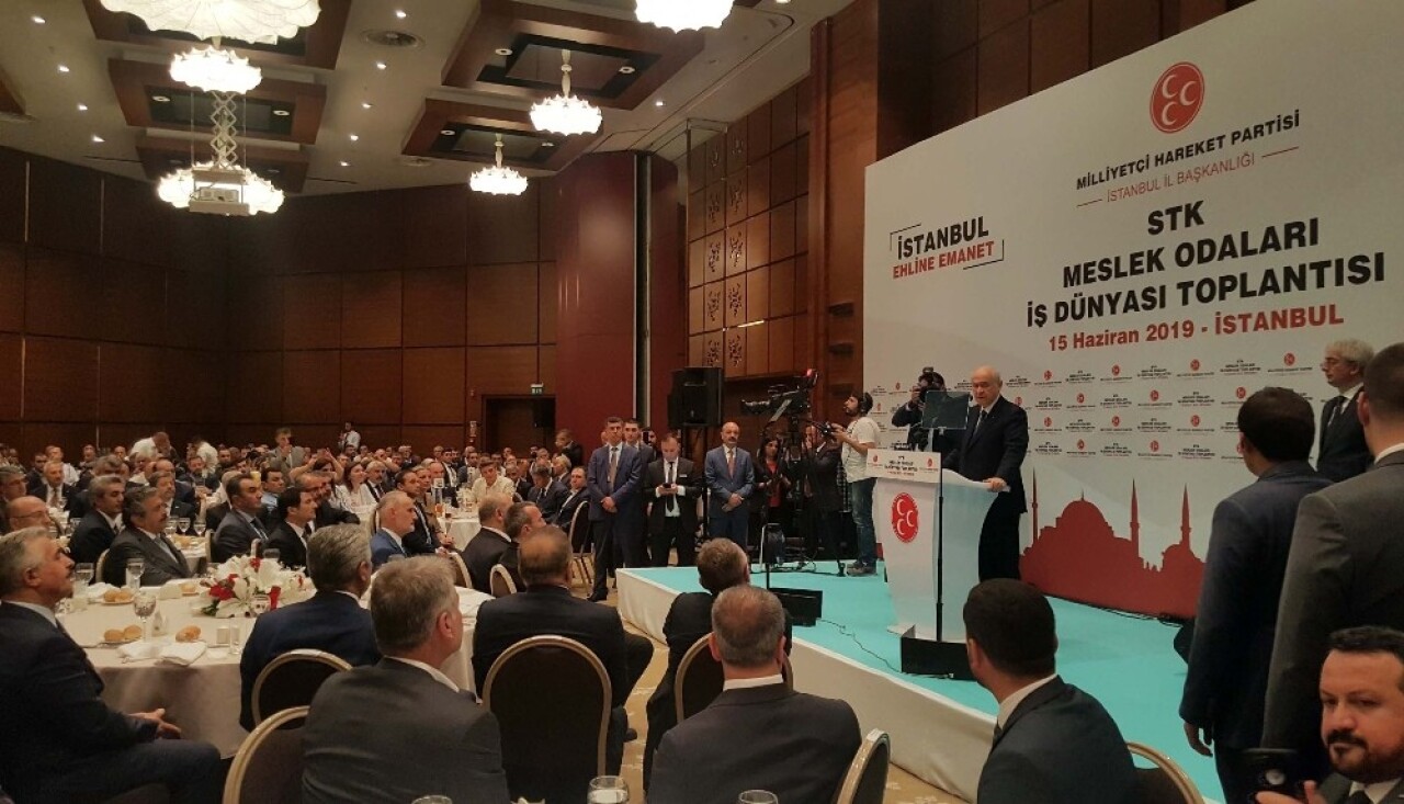 Devlet Bahçeli: “İstanbul kukla ve proje isimlere teslim edilemeyecek kadar önemli ve öncelikli bir kenttir“