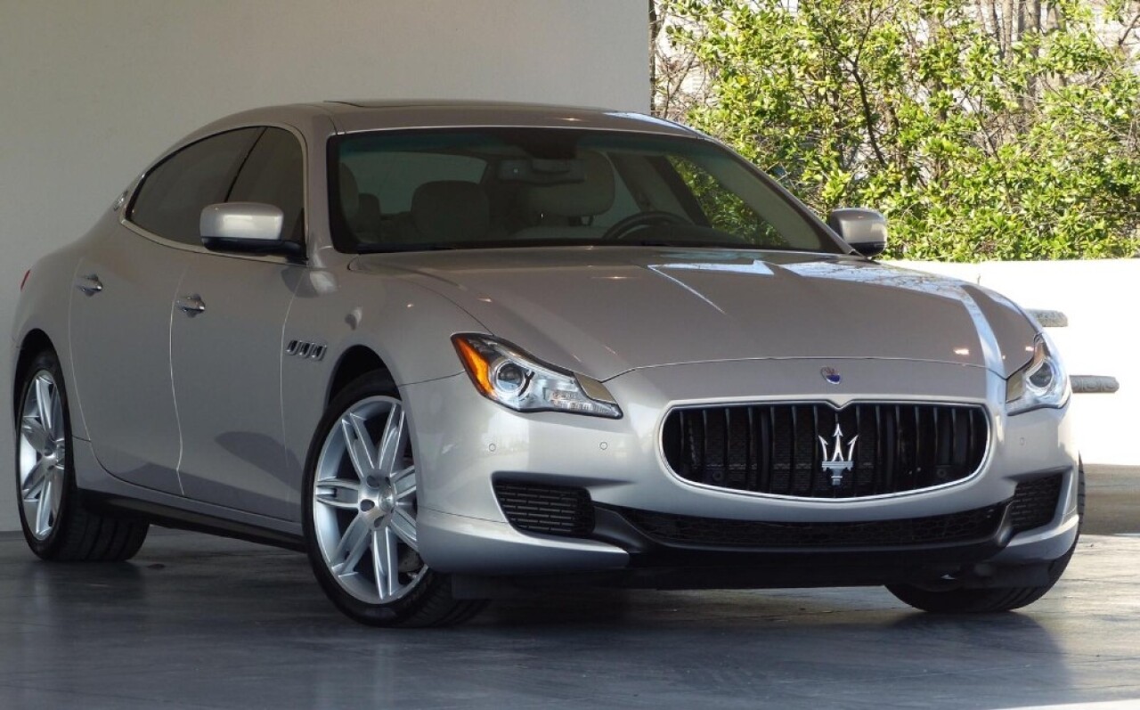 İcradan yarı fiyatına satılık Maserati