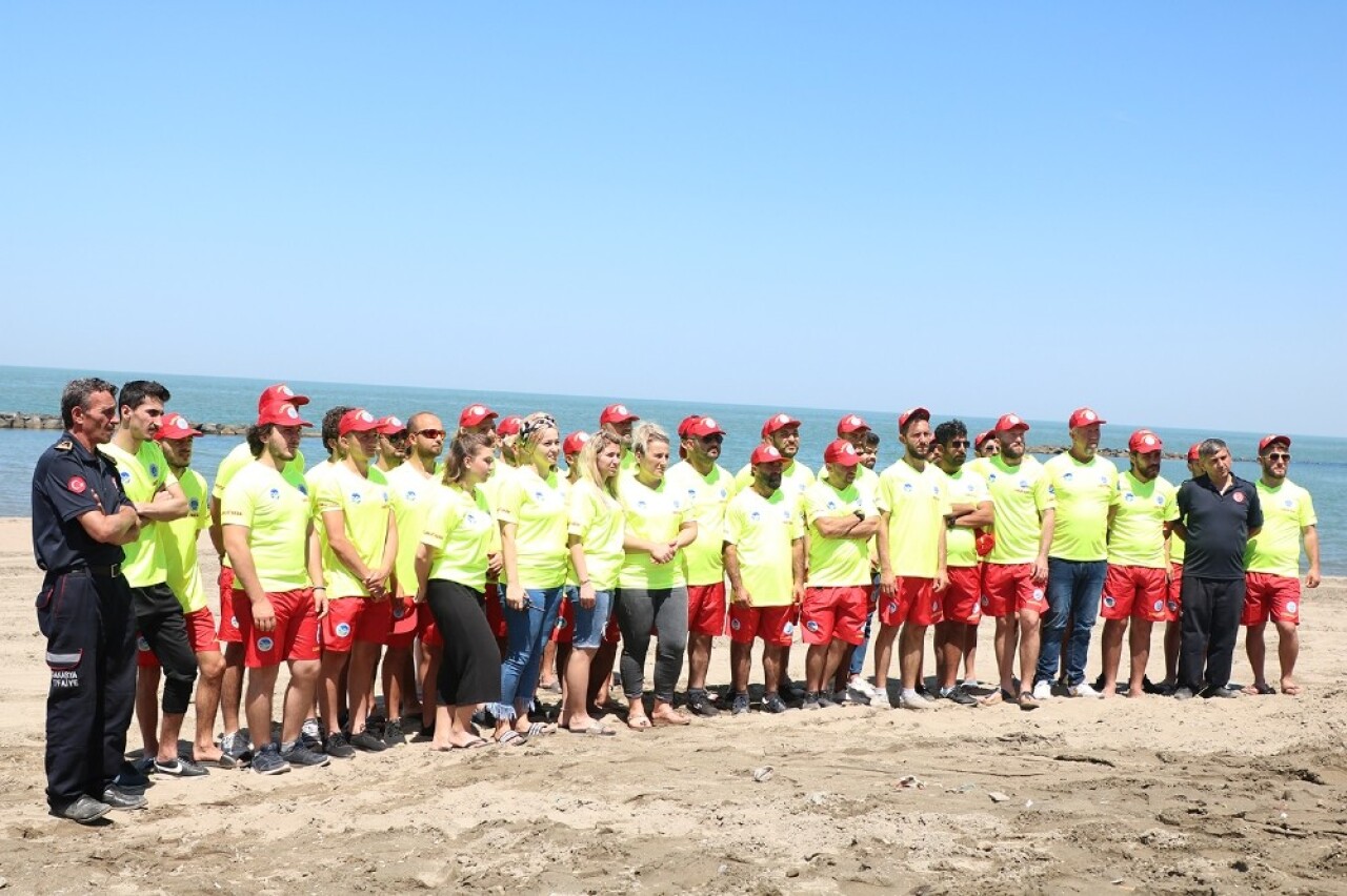 Karadeniz sahillerinde Cankurtaran ekipleri göreve başladı