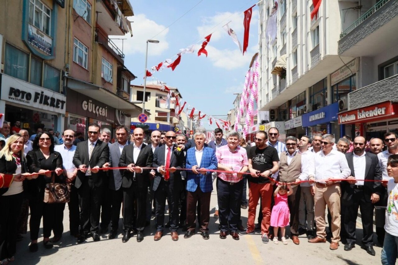 Körfez’de bayram tadında panayır