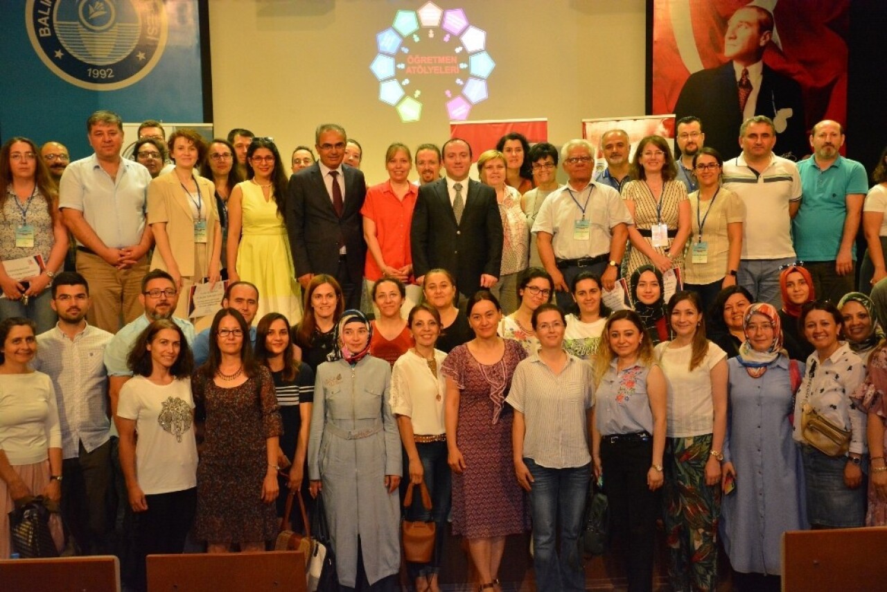 Öğretmenler 15 atölyede eğitim gördü