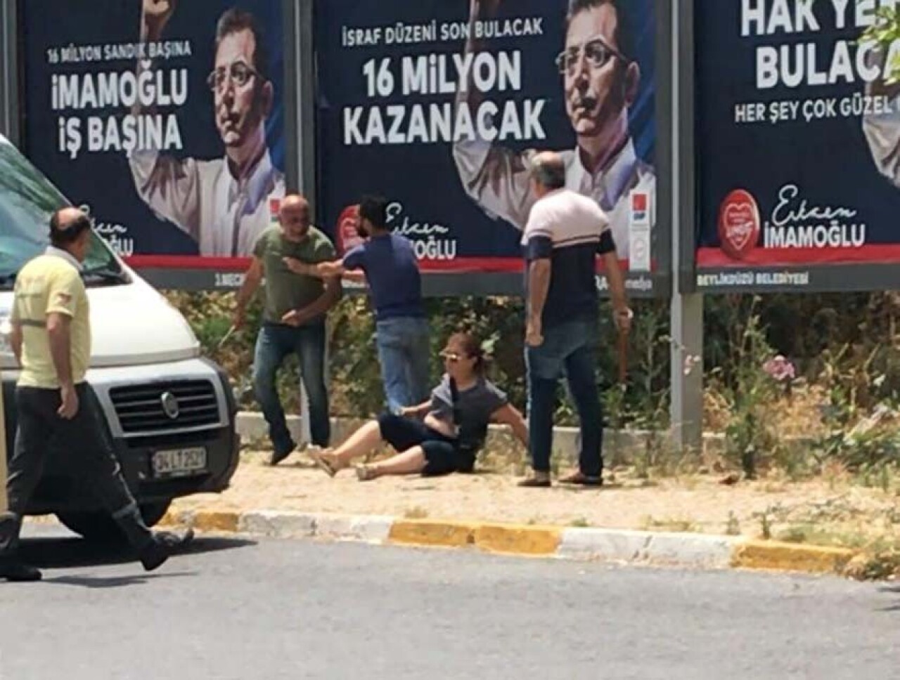 Eşini sokak ortasında bıçaklayan adam yakalandı