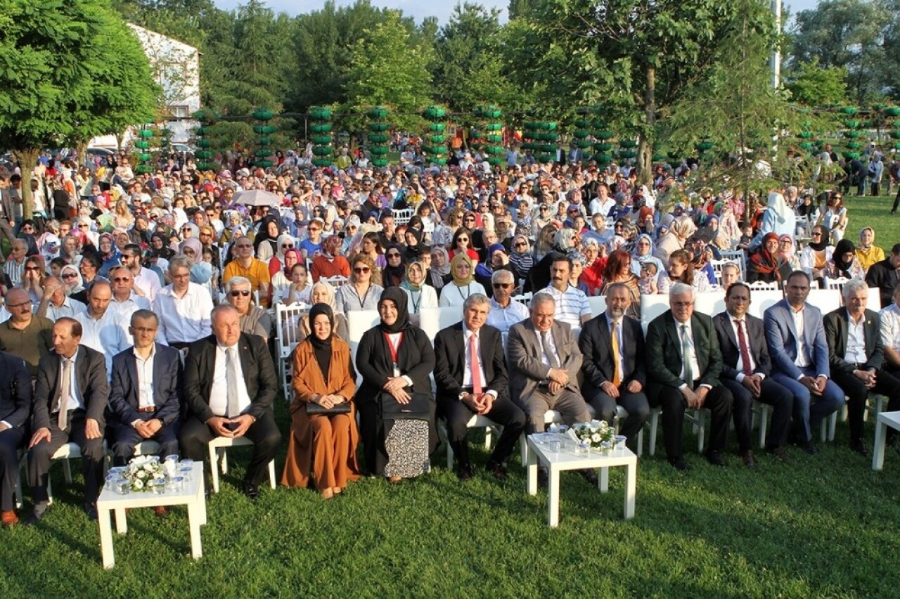 SAMEK yılsonu genel sergisi açıldı