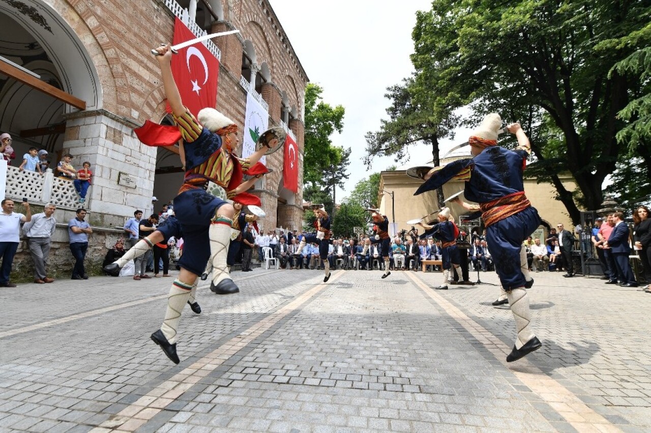 Şehit Padişah Sultan Murad Çekirge’deki kabri başında anıldı