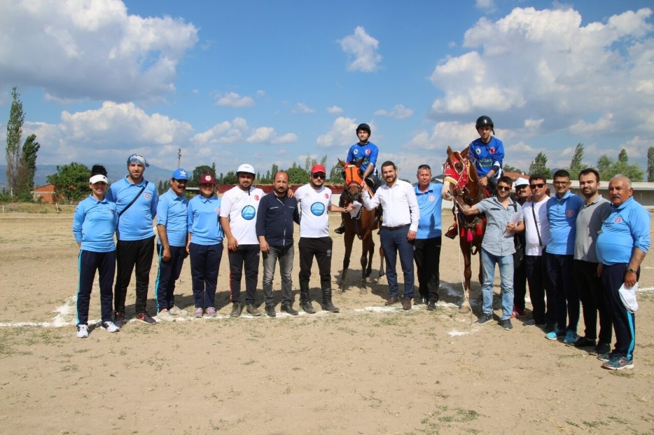 Sındırgı’da Atlı cirit heyecanı başladı