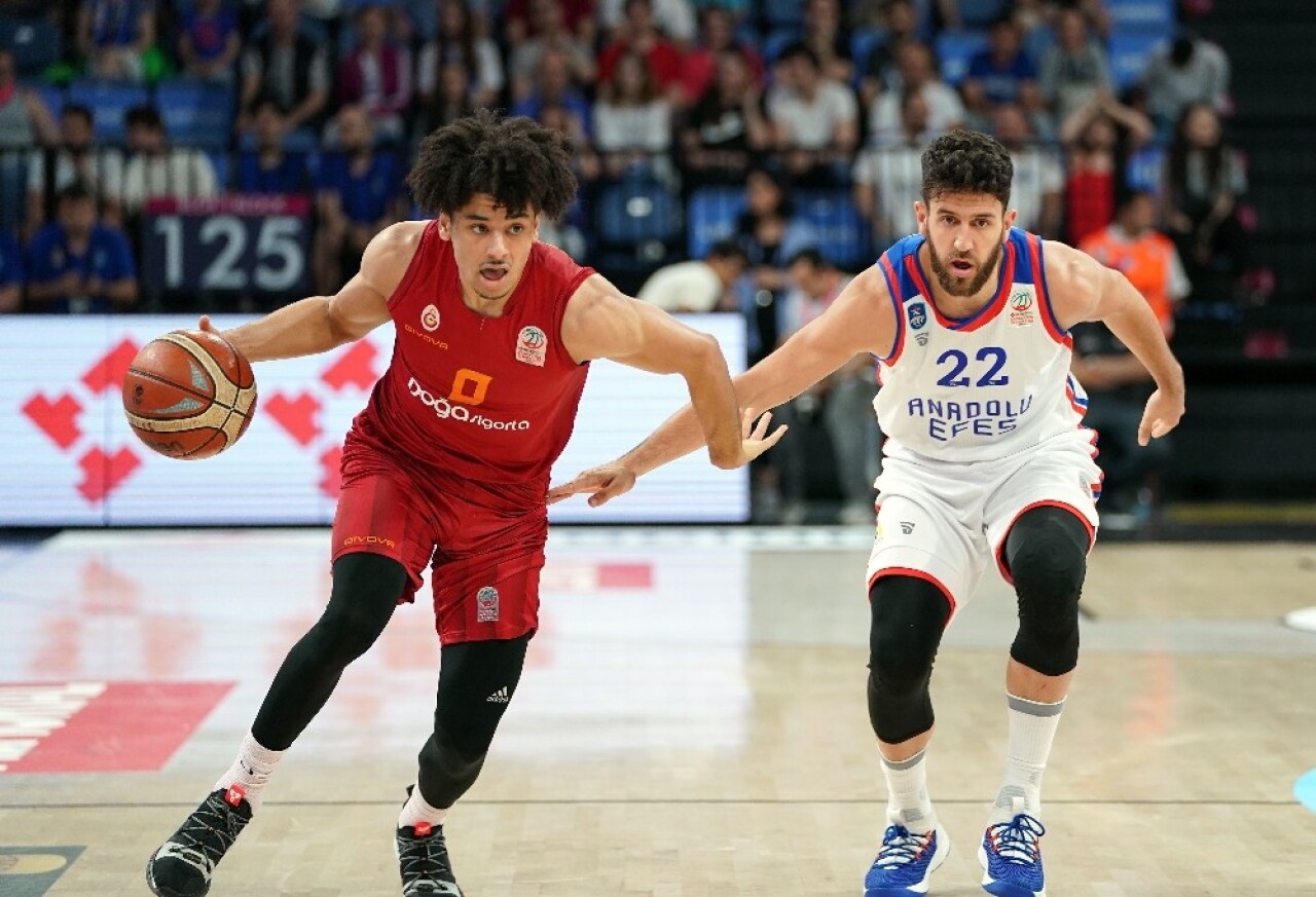 TBL Play- Off Yarı Final: Anadolu Efes: 80 - Galatasaray Doğa Sigorta: 68