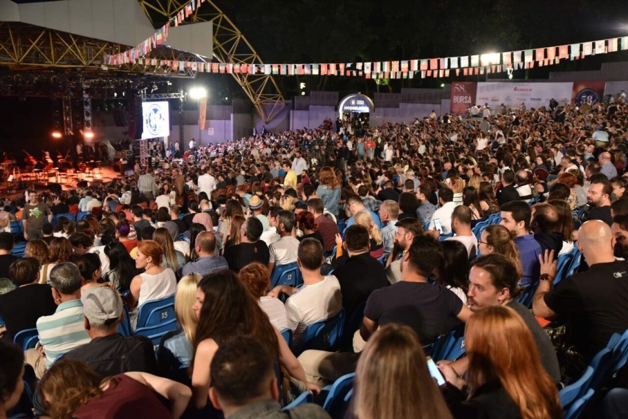 Açıkhavada konser iptali söz konusu değil