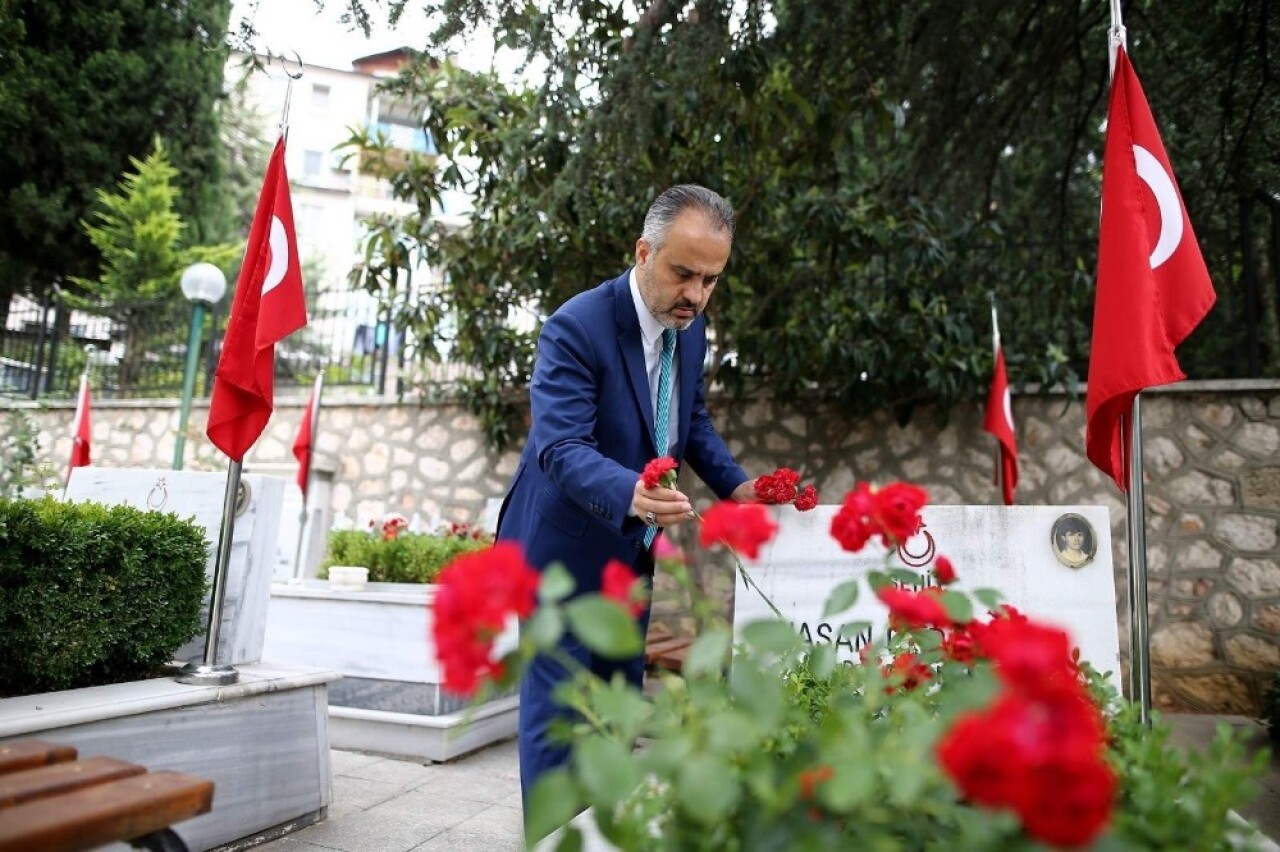 Alinur Aktaş:”Bize yönelik son günlerdeki algı operasyonları kasıtlı provokasyonun parçası”