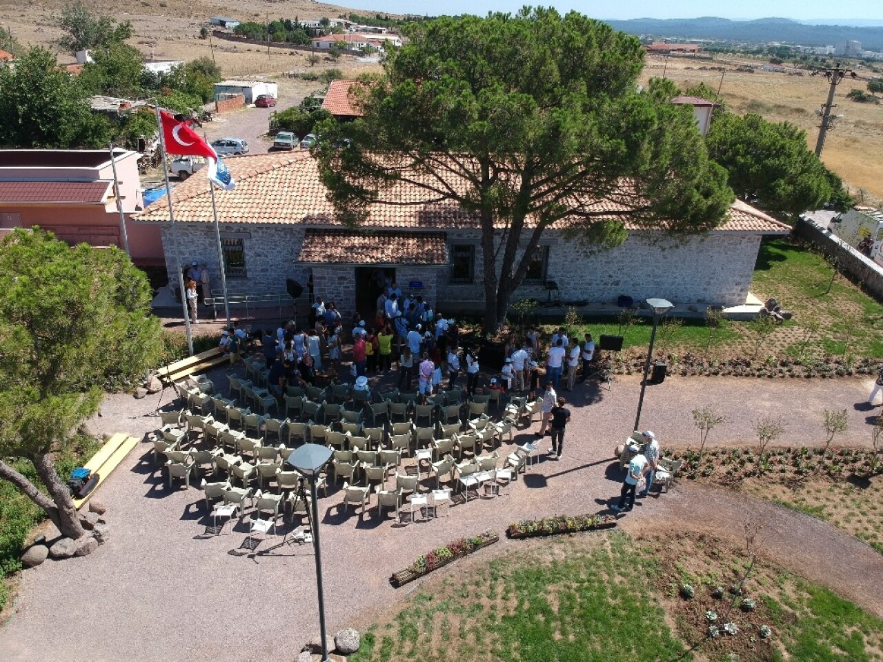 Ayvalık’ta, çocuk ve kadınlara destek için teknoloji atölyesi