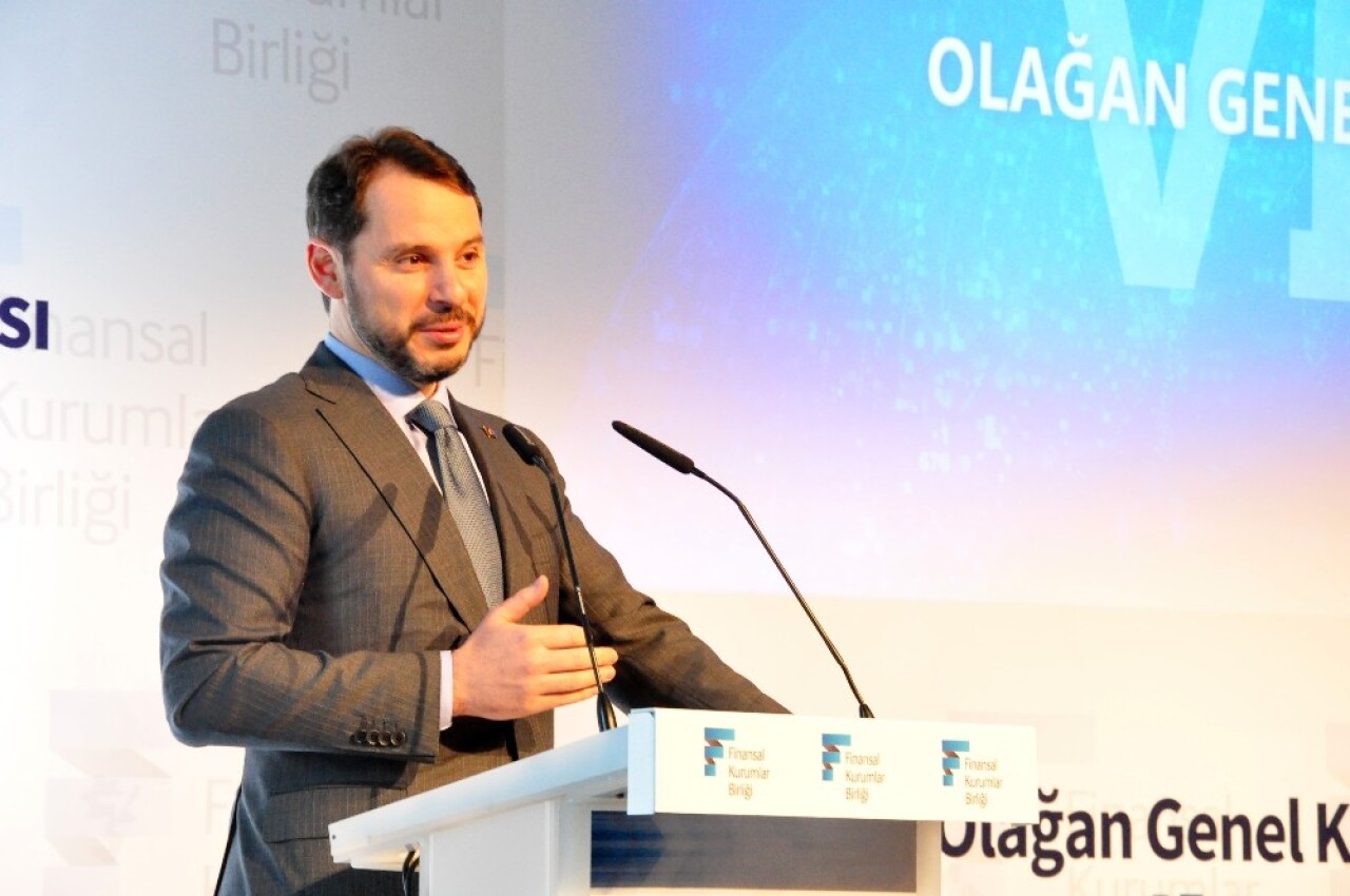Bakan Albayrak: "Türkiye artık eskisi gibi üzerinden para kazanılacak bir ülke değil"