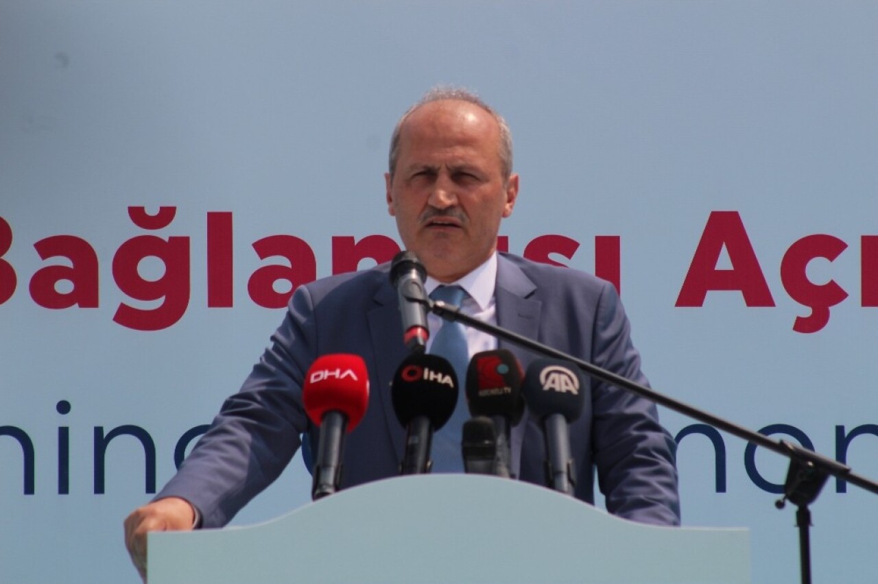 Bakan Turhan: "Yılda ortalama 135 kilometre demir yolu yapma başarısına ulaştık”
