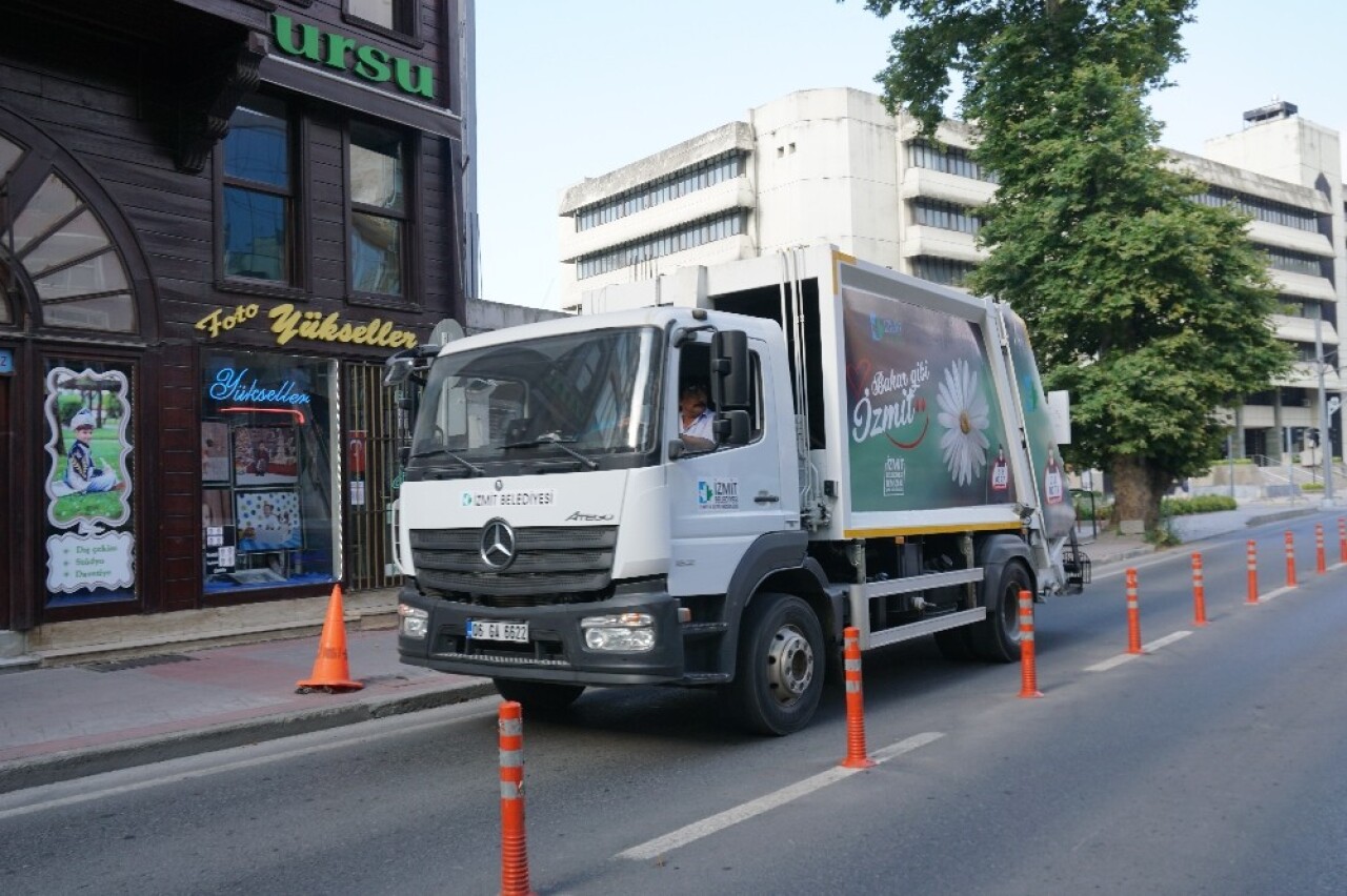 Belediyeden çöp konteynır yangını açıklaması