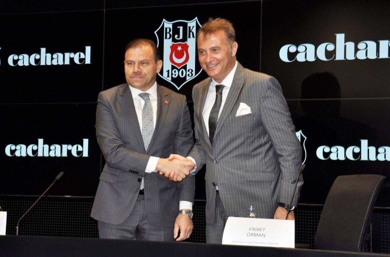 Beşiktaş’a yeni giyim sponsoru