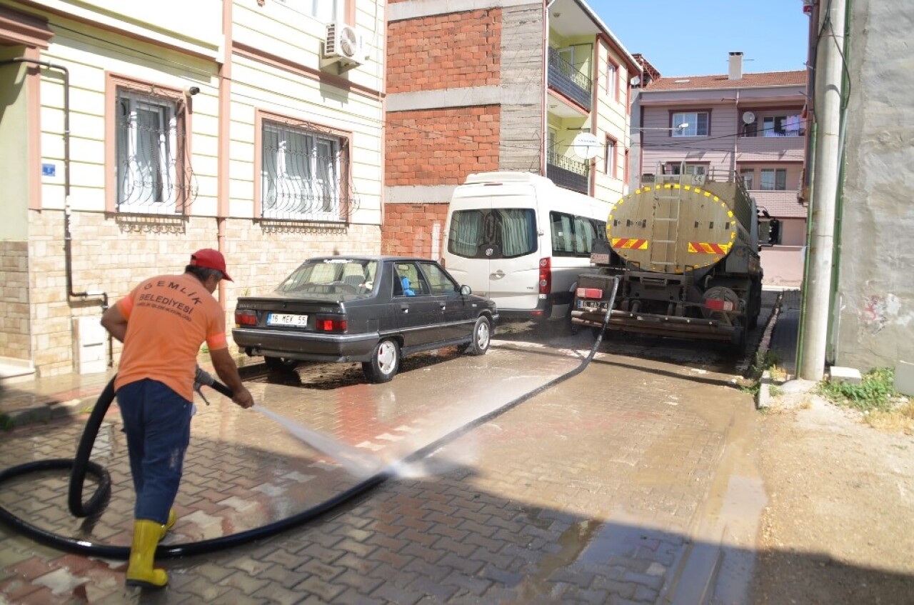 Gemlik’in bütün sokakları pırıl pırıl