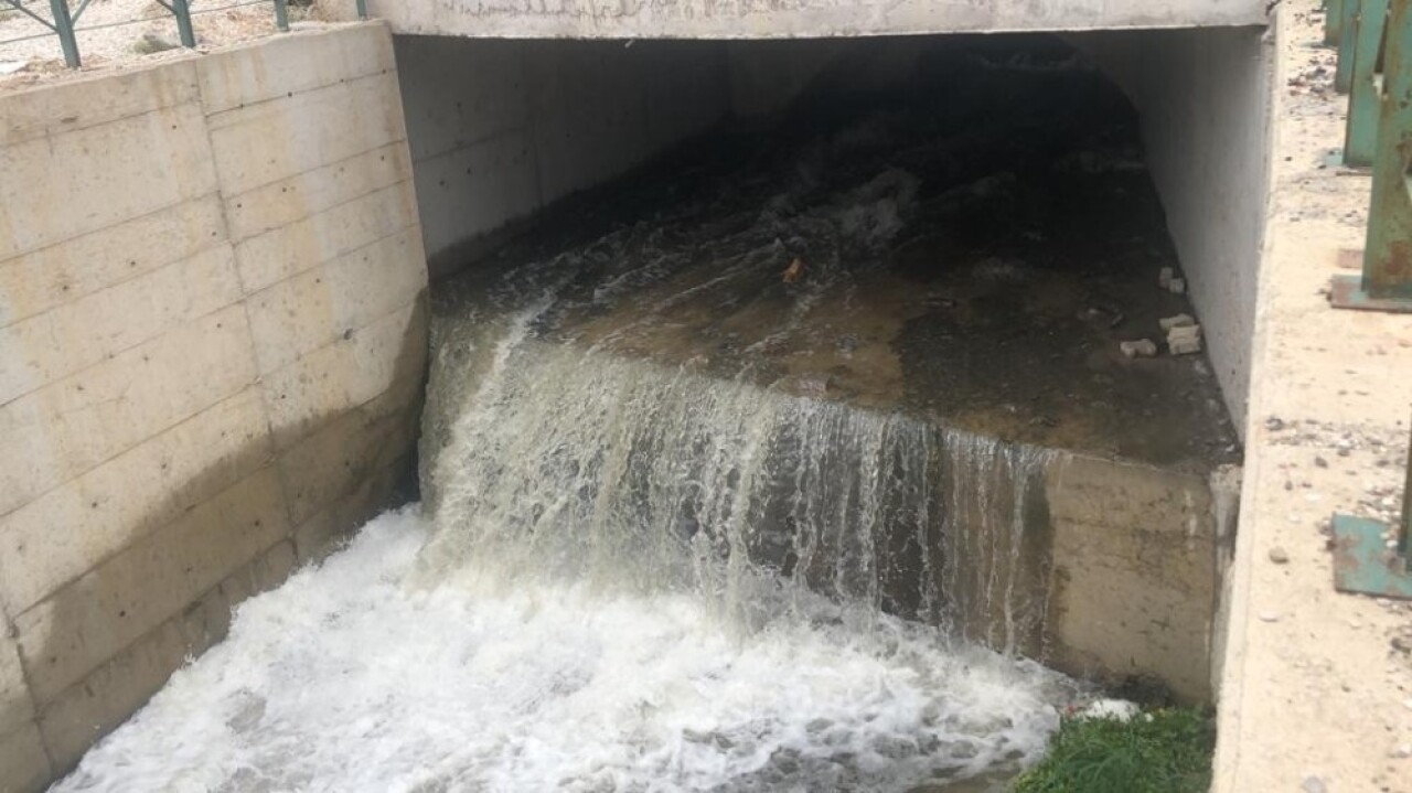 Gemlik’te Çarşı Deresi artık temiz akıyor