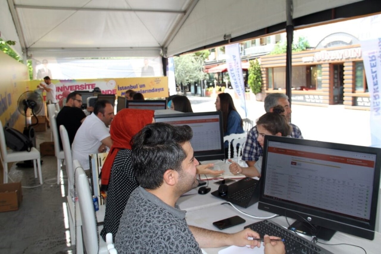 Kartal’da üniversite adaylarına ücretsiz danışmanlık hizmeti