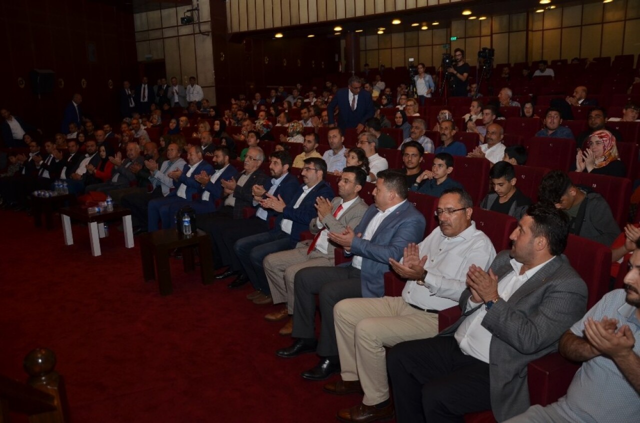 Metin Doğan: "6 yaşında öğrendiğim cesaretle 15 Temmuz gecesi tankın altına yattım"