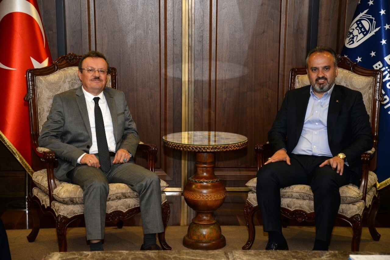 Rektör Kılavuz’dan şehir protokolüne iade-i ziyaret