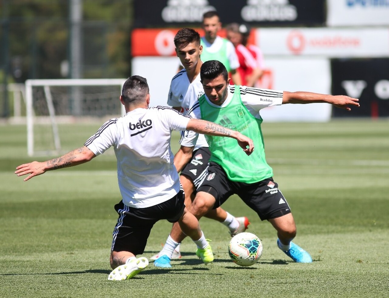 Beşiktaş, kondisyon ve taktik çalıştı