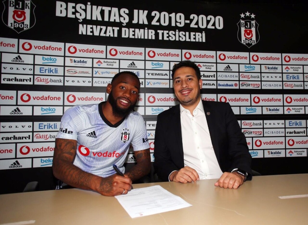 Beşiktaş N’Koudou ile imzaladı