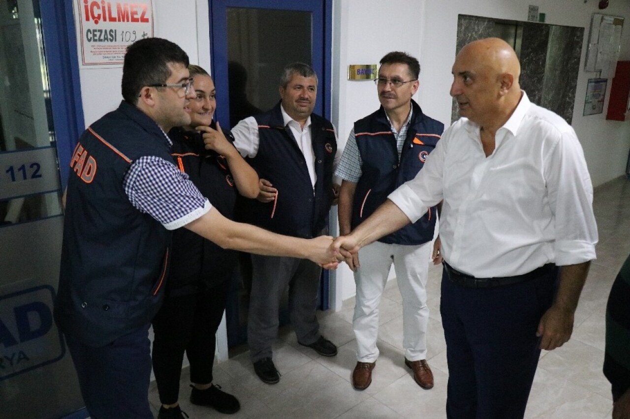 CHP’li Özkoç: “Deprem anında 290 bin 528 kişinin yaşayabileceği çadırları kurmak için alan ve tertibatlar hazır”