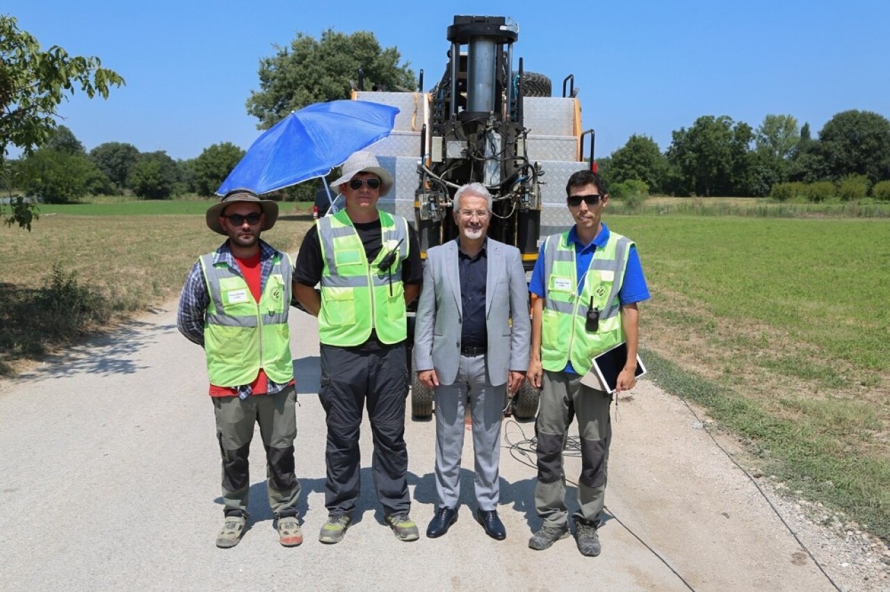 Erdem: "Deprem öncesine yönelik çalışmalara önem vermeliyiz"