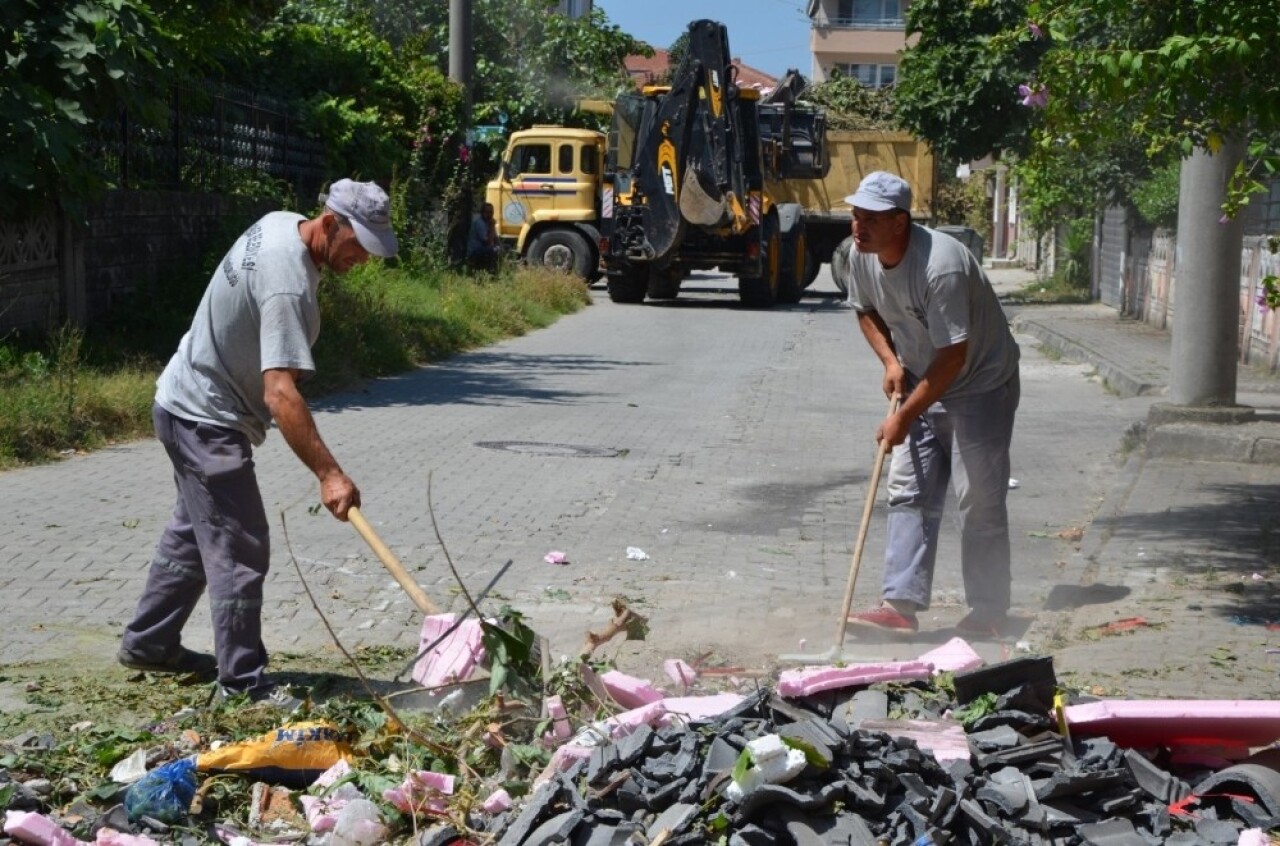 Erenler’de bayram temizliği