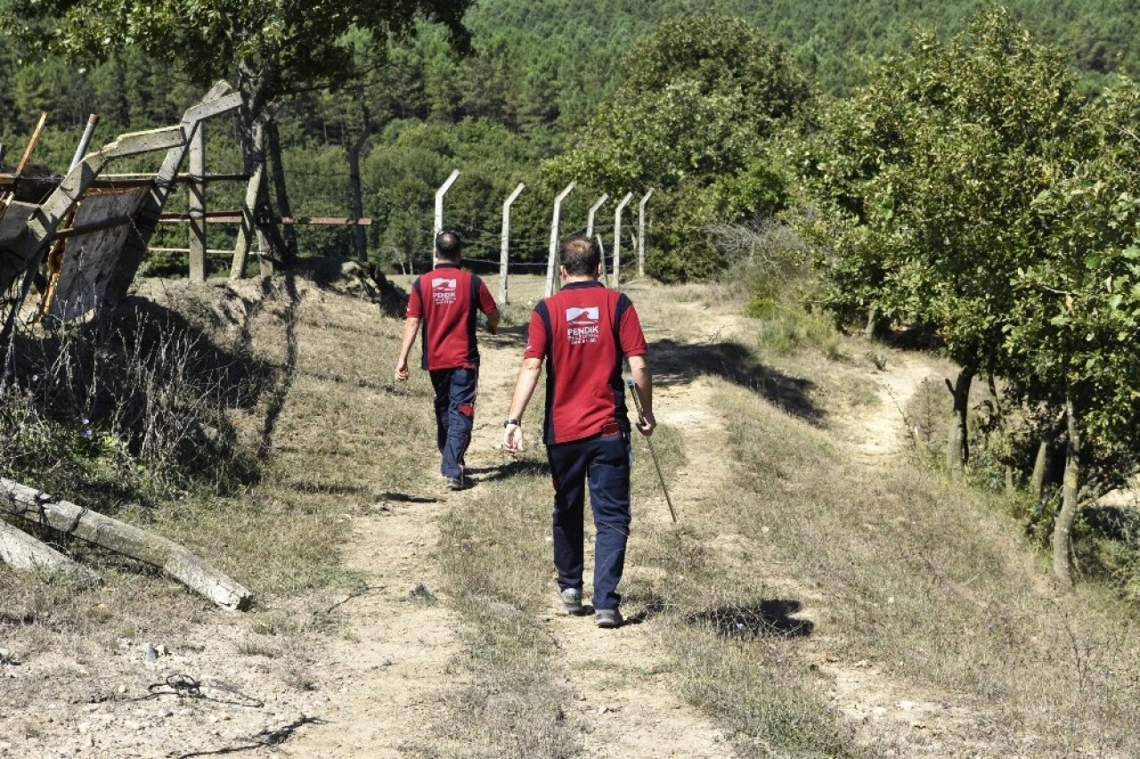 Pendik’te kaçan kurbanlıklara üfleme çubuklu ekip